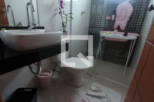 Banheiro Suíte  1 de casa à venda com 3 quartos, 130m² em Vila Moreira, Guarulhos