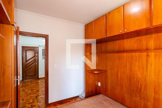 Quarto 1 de apartamento para alugar com 2 quartos, 56m² em Mirandópolis, São Paulo