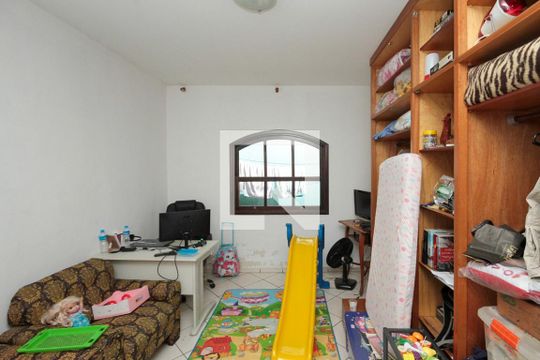 Casa à venda com 2 quartos, 208m² em Vila Santa Clara, São Paulo