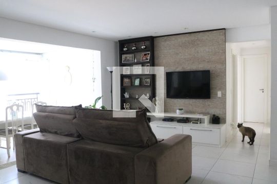 Apartamento para alugar com 3 quartos, 109m² em Parque Industrial Tomas Edson, São Paulo