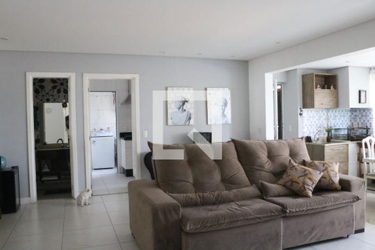 Sala de apartamento para alugar com 3 quartos, 109m² em Parque Industrial Tomas Edson, São Paulo