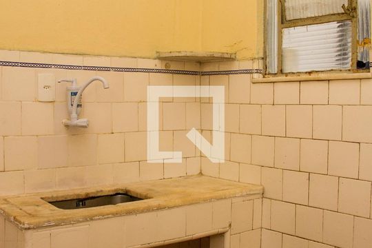 Cozinha de apartamento para alugar com 2 quartos, 57m² em Piedade, Rio de Janeiro