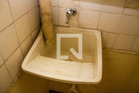 Área de Serviço de apartamento para alugar com 2 quartos, 57m² em Piedade, Rio de Janeiro