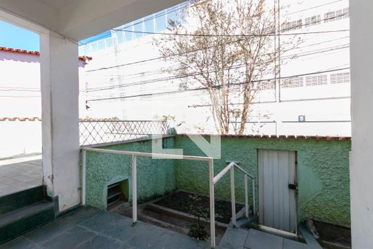 Varanda da Sala de casa à venda com 3 quartos, 400m² em Sagrada Família, Belo Horizonte