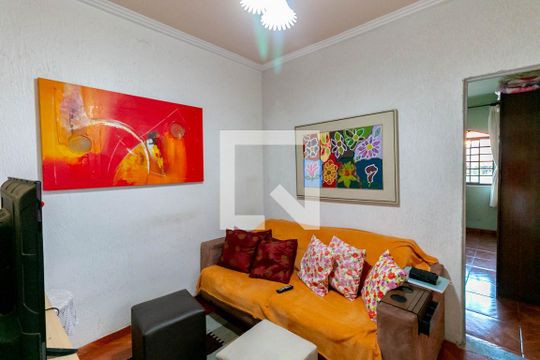 Sala de casa à venda com 3 quartos, 360m² em Graça, Belo Horizonte