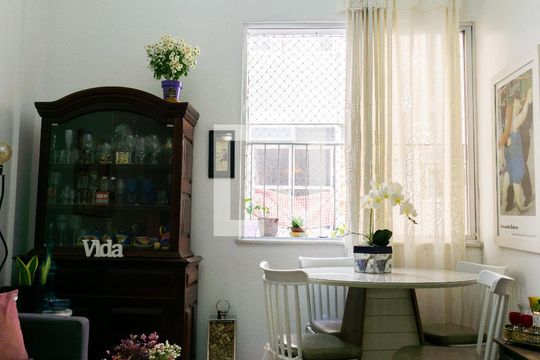 Sala de apartamento à venda com 2 quartos, 55m² em Glória, Rio de Janeiro