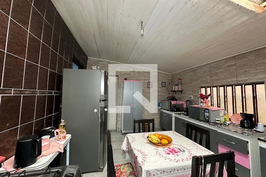 Cozinha de casa à venda com 3 quartos, 120m² em Scharlau, São Leopoldo