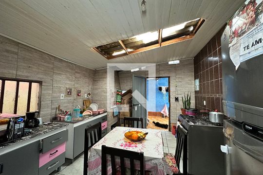 Cozinha de casa à venda com 3 quartos, 120m² em Scharlau, São Leopoldo