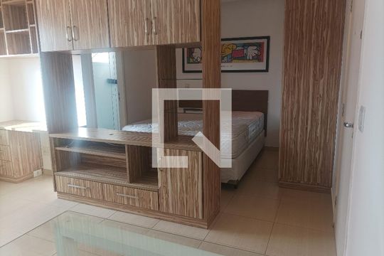 quarto de apartamento para alugar com 1 quarto, 40m² em Parque Independência, São Paulo