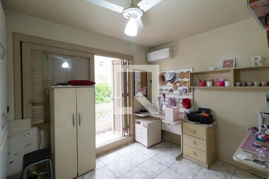 Quarto 1 de casa para alugar com 4 quartos, 200m² em Morro do Espelho, São Leopoldo