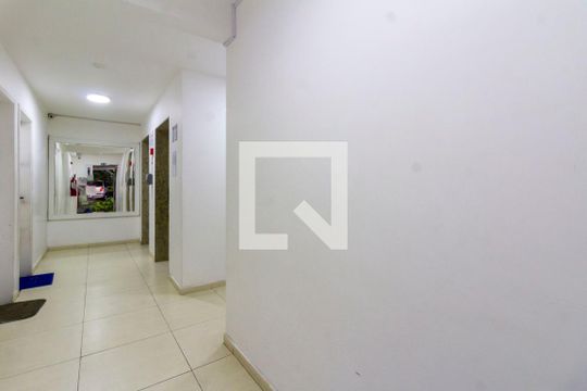 Hall de Entrada de apartamento para alugar com 2 quartos, 42m² em Fazenda Aricanduva, São Paulo