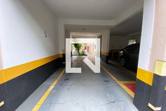 Garagem de apartamento para alugar com 2 quartos, 77m² em Pinheiros, São Paulo