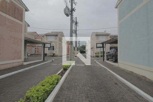 Área comum de casa de condomínio à venda com 4 quartos, 107m² em Humaitá, Porto Alegre