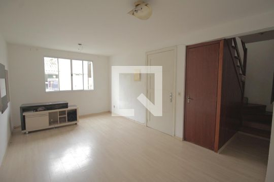 Casa de Condomínio à venda com 4 quartos, 107m² em Humaitá, Porto Alegre