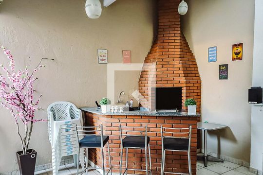 Area Comum de casa para alugar com 3 quartos, 180m² em Parque Sao Domingos, São Paulo