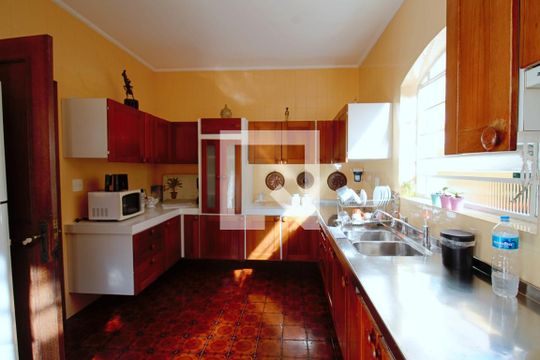 Cozinha de casa à venda com 4 quartos, 440m² em Jardim Leonor, São Paulo