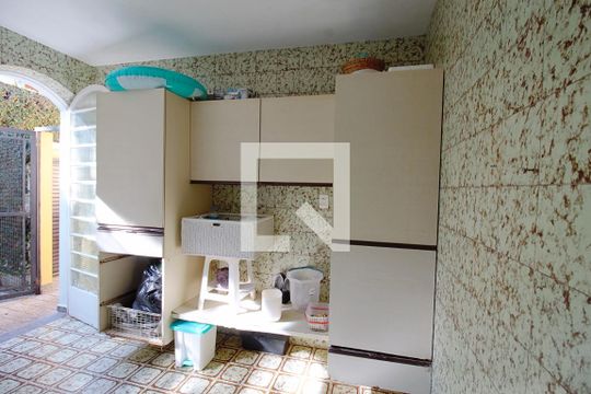 Área de Serviço de casa à venda com 4 quartos, 440m² em Jardim Leonor, São Paulo
