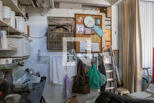 Fundos de casa à venda com 3 quartos, 120m² em Vila Ipojuca, São Paulo