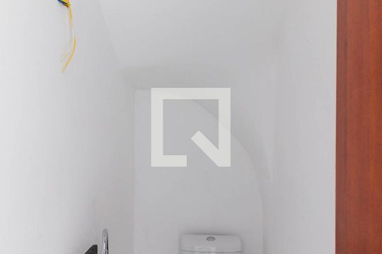 Lavabo de casa à venda com 3 quartos, 67m² em Vila Virginia, São Paulo