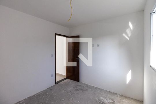 Quarto 3 de casa à venda com 3 quartos, 67m² em Vila Virginia, São Paulo