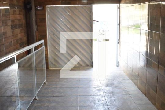 Garagem de casa para alugar com 2 quartos, 108m² em Campo Grande, Rio de Janeiro
