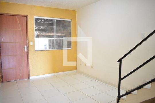 Casa para alugar com 2 quartos, 108m² em Campo Grande, Rio de Janeiro