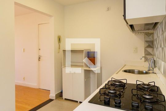 Detalhe da cozinha de apartamento para alugar com 2 quartos, 70m² em Leblon, Rio de Janeiro