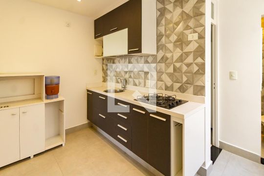 Detalhe da cozinha de apartamento para alugar com 2 quartos, 70m² em Leblon, Rio de Janeiro