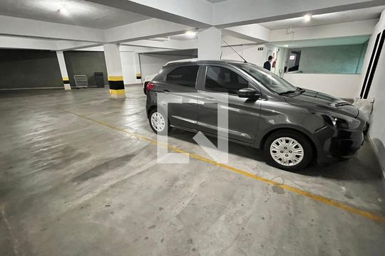 Garagem de apartamento à venda com 3 quartos, 85m² em Palmares, Belo Horizonte