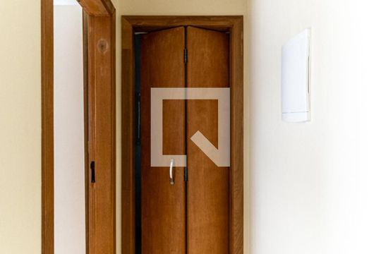 Corredor de apartamento à venda com 1 quarto, 43m² em Santa Cecília, São Paulo