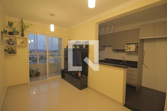 Apartamento para alugar com 2 quartos, 47m² em Rubem Berta, Porto Alegre