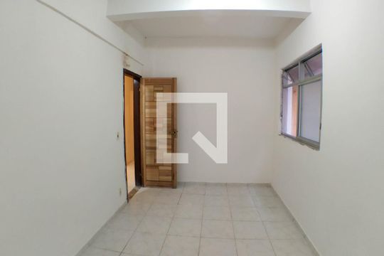 Quarto 1 de casa à venda com 2 quartos, 80m² em Itaipu, Niterói