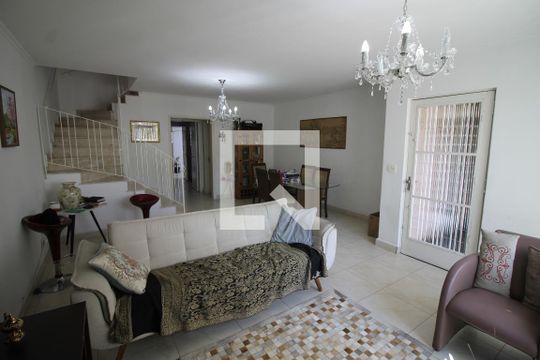 Sala de casa à venda com 3 quartos, 240m² em Mooca, São Paulo