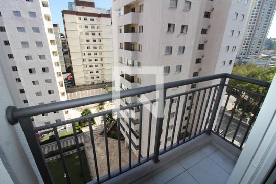 Varanda  de apartamento à venda com 2 quartos, 38m² em Jardim Piqueroby, São Paulo