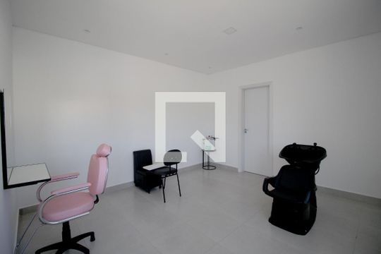 Espaço Beleza de casa de condomínio para alugar com 2 quartos, 92m² em Jardim Simus, Sorocaba