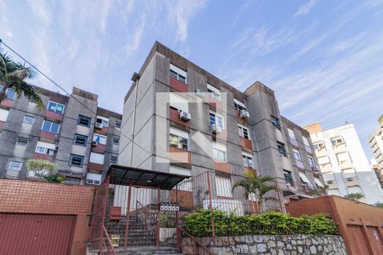 Fachada de apartamento à venda com 4 quartos, 88m² em Bela Vista, Porto Alegre