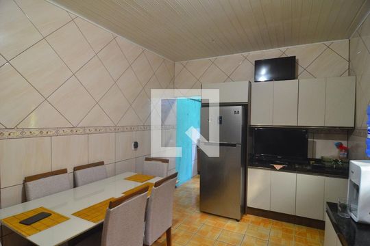 Cozinha de casa à venda com 3 quartos, 120m² em Harmonia, Canoas