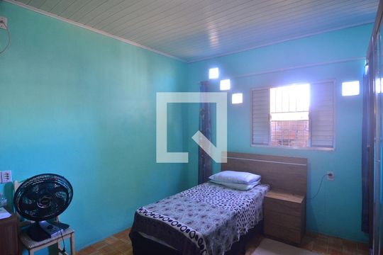 Quarto 2 de casa à venda com 3 quartos, 120m² em Harmonia, Canoas