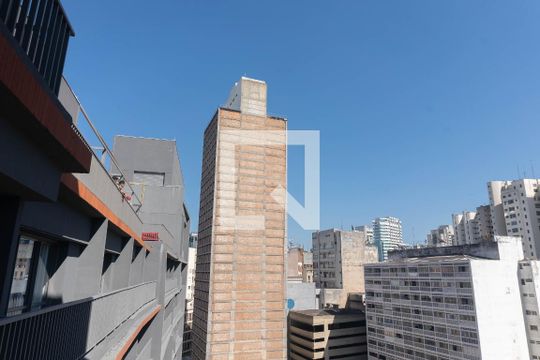 Vista de kitnet/studio para alugar com 1 quarto, 30m² em Consolação, São Paulo