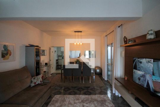 Sala de casa à venda com 3 quartos, 200m² em Vila Formosa, São Paulo
