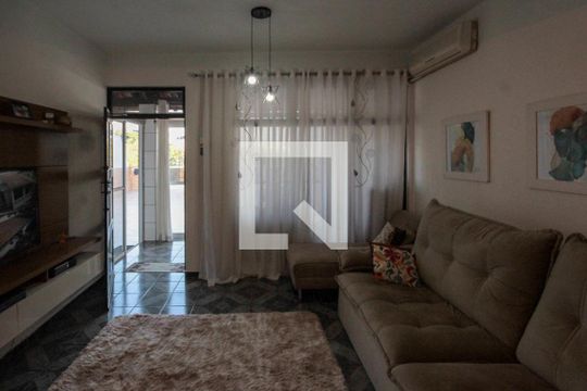 Sala de casa à venda com 3 quartos, 200m² em Vila Formosa, São Paulo