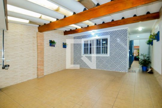Casa à venda com 3 quartos, 200m² em Picanço, Guarulhos