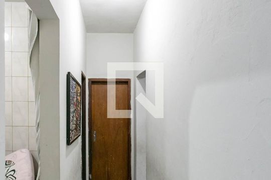 Corredor de casa à venda com 4 quartos, 120m² em Paquetá, Belo Horizonte