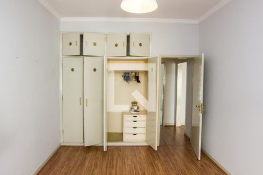 Quarto de apartamento para alugar com 1 quarto, 80m² em Liberdade, São Paulo