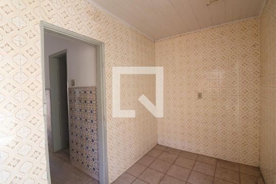 Cozinha  de casa para alugar com 2 quartos, 41m² em Vila Bandeirantes, São Paulo