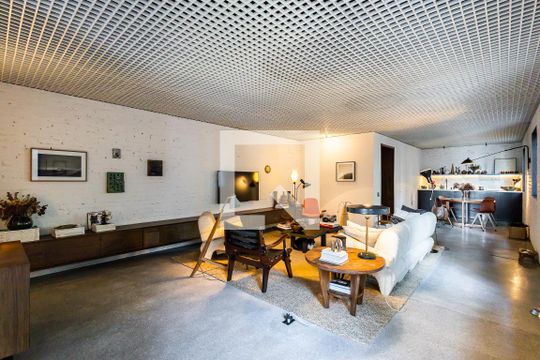 Apartamento à venda com 1 quarto, 120m² em Cerqueira César, São Paulo