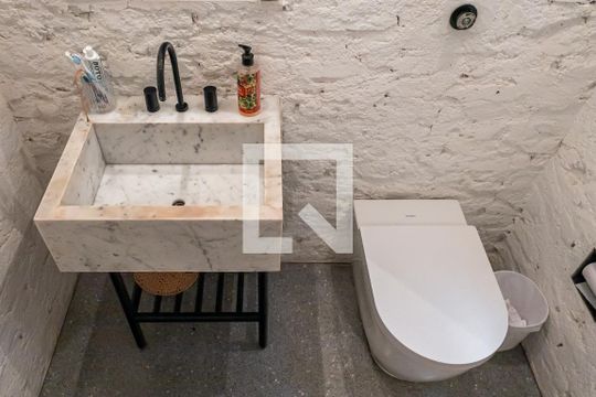 Banheiro da Suíte de apartamento à venda com 1 quarto, 120m² em Cerqueira César, São Paulo