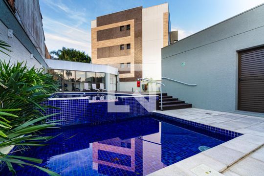 Área comum - Piscina de apartamento para alugar com 3 quartos, 95m² em Ipanema, Porto Alegre