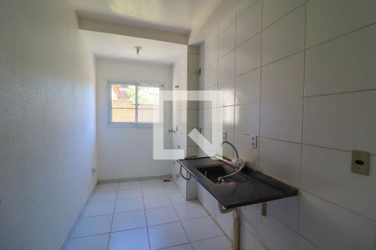 Cozinha e Área de Serviço de apartamento para alugar com 2 quartos, 53m² em Parque Centenário, Jundiaí