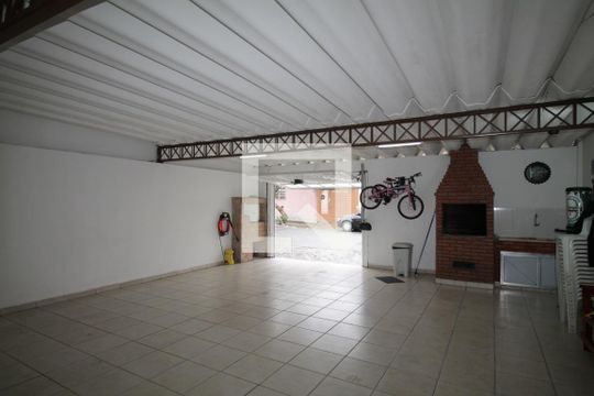 Garagem de casa à venda com 2 quartos, 115m² em Jardim Popular, São Paulo